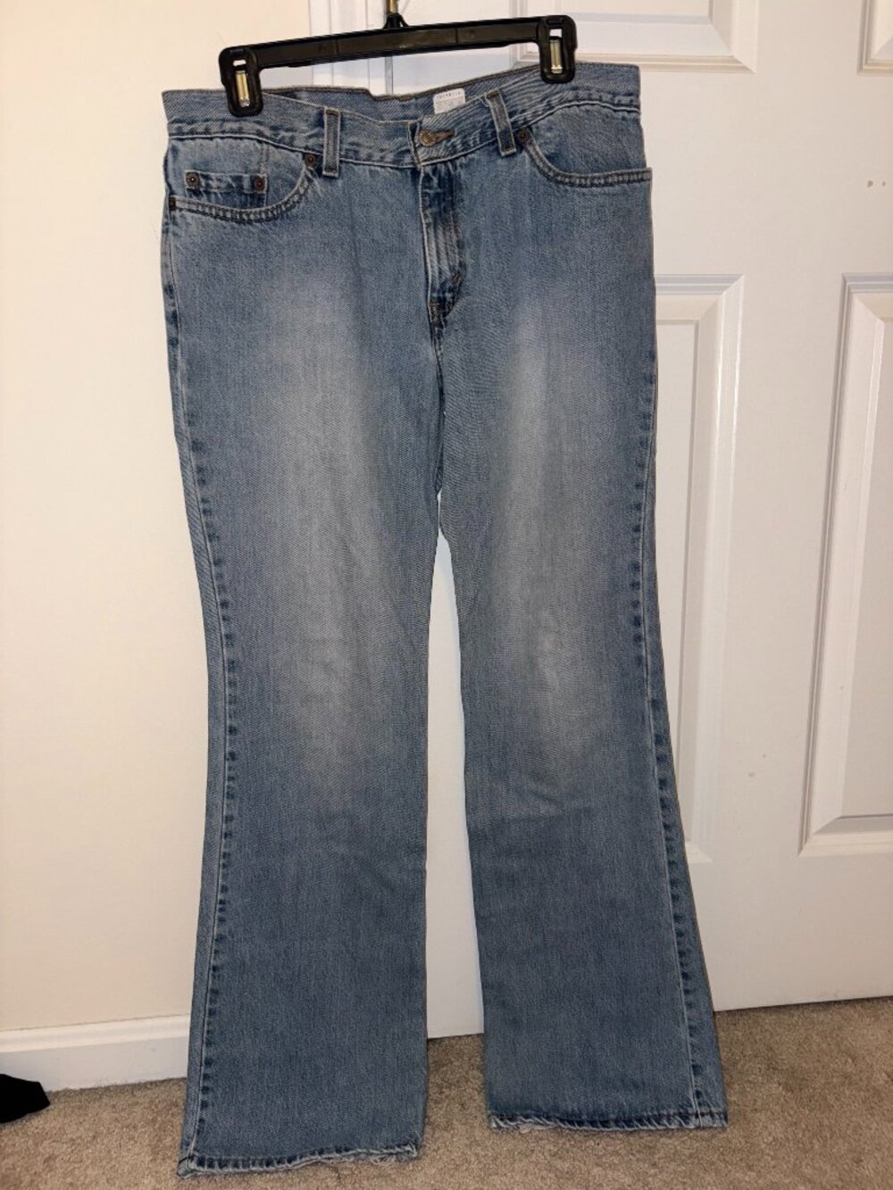 Vintage Levi's 518 Superlow denim jeans, medium wash blue, juniors size 11 JR M.